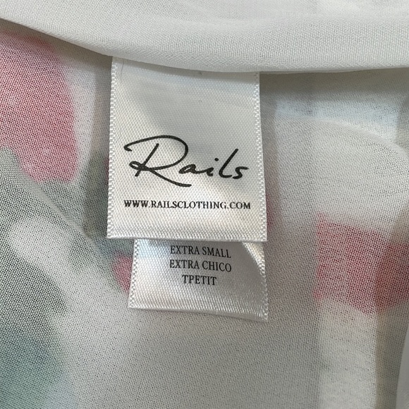 Rails Dress Size XS Wrap Front Strawberry Print - Picture 11 of 14